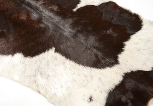 Goatskin rug 042 dark brown and white detail